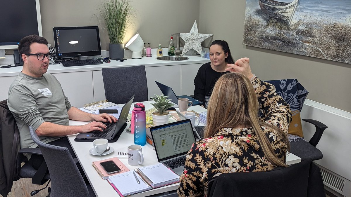 EnglishHub (@archenglishhub) on Twitter photo We are having a very productive morning with <a href="/AnnMarieRutter/">Ann Marie Rutter</a> <a href="/RuthMiskinEdu/">Ruth Miskin Training</a>
Data deep dives are in full flow! We are having a very productive morning with <a href="/AnnMarieRutter/">Ann Marie Rutter</a> <a href="/RuthMiskinEdu/">Ruth Miskin Training</a>
Data deep dives are in full flow!