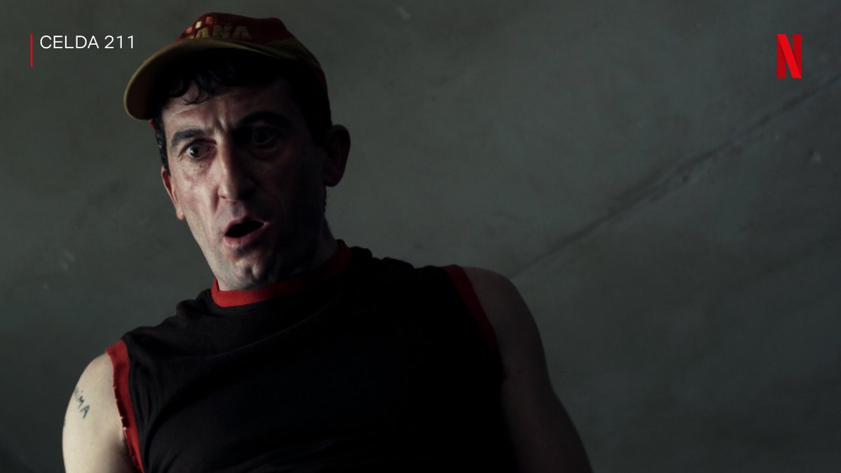 NetflixES's tweet photo. De la cárcel se sale, de amar a Luis Zahera no. #Entrevías https://t.co/yTWYCiYUCp