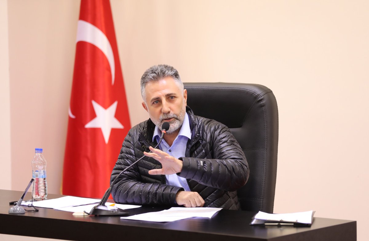 Serdar Sandal (@serdarsandal) on Twitter photo 1-Türkiye’de onca afet yaşandı, sadece Bayraklı’nın depremzedeleri mağdur edildi. Gerekli kredi miktarını, istedikleri faiz oranlarıyla alamadılar. Afet Bölgesi ilan edilmediğimiz için devletin imkanlarından faydalanamadılar. Evlerine kavuşamadılar.
<a href="/izdeda/">İzmir Depremzedeleri Dayanışma Derneği (İZDEDA)</a> 1-Türkiye’de onca afet yaşandı, sadece Bayraklı’nın depremzedeleri mağdur edildi. Gerekli kredi miktarını, istedikleri faiz oranlarıyla alamadılar. Afet Bölgesi ilan edilmediğimiz için devletin imkanlarından faydalanamadılar. Evlerine kavuşamadılar.
<a href="/izdeda/">İzmir Depremzedeleri Dayanışma Derneği (İZDEDA)</a>