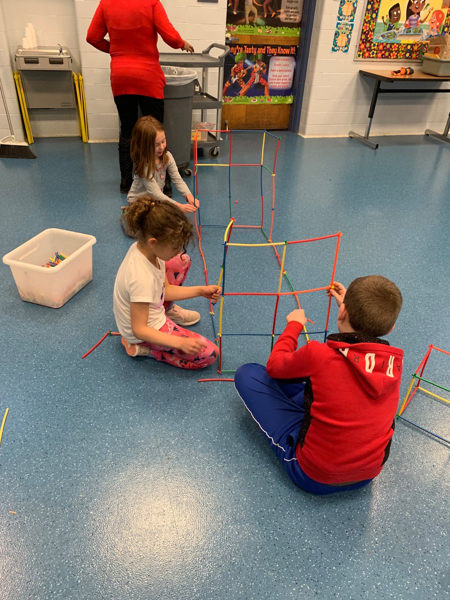 CampbellExtday's tweet photo. Science, Engineering and Math… oh my! https://t.co/djrzZkv5qU