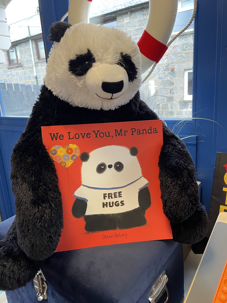 debbie_dingwall's tweet photo. We’re having a wonderful World Book Day at the Dyslexia Den! We’ve discovered a new author ⁦@MrSteveAntony⁩ and looked at his fantastic website. We found out about his other books and that he is colour blind. #worldbookday #dyslexia ⁦⁦@WorldBookDayUK⁩ https://t.co/ApF41dsy6T