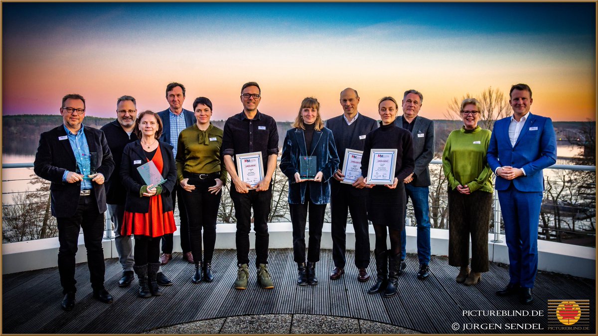 Am 1. März 2023 fand in Potsdam die Preisverleihung beim 4. Medienpreis Mittelstand NORD+OST statt. 🏆Gratulation an die Gewinner*Innen und Danke an die Exklusiven Partner Signal Iduna Gruppe,  <a href="/ikkclassic/">IKK</a> und den Träger IBWF e.V. - Das Netzwerk für Mittelstandsberater💐