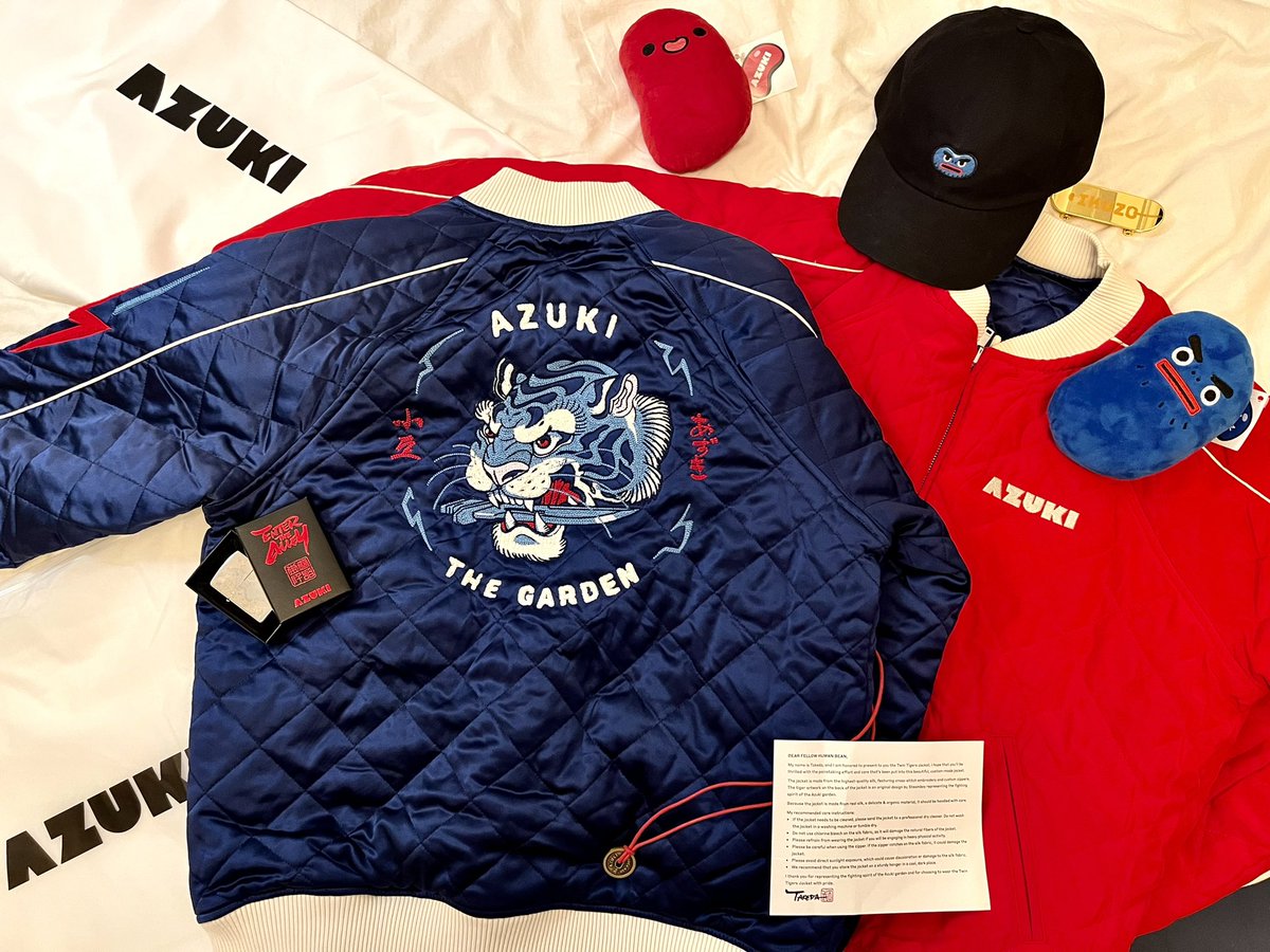 zyane_eth's tweet photo. The grailed Twin Tiger jackets are finally here!! 🔥 The attention to detail for every single @Azuki merch is second to none. Kudos to the team for their commitment to perfection ⛩️🙏🏻 Cant wait for the Bobu bucket hat!! #IKZ #Azuki #twintiger https://t.co/8cLE0bpKqD