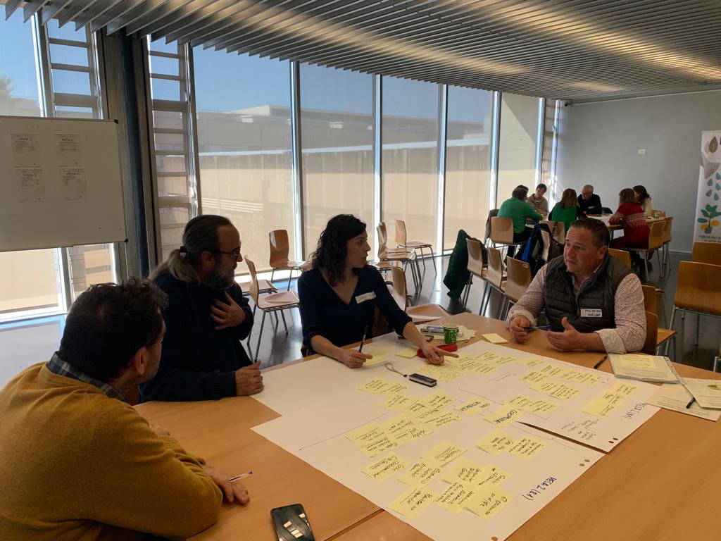 TCiudadana_UPV's tweet photo. Voces cualificadas para realizar un diagnóstico del impacto de la crisis energética en la agroalimentación valenciana. Propuestas coordinadas y consensuadas  para hacer frente a este reto! https://t.co/Yd4Uyyow3W