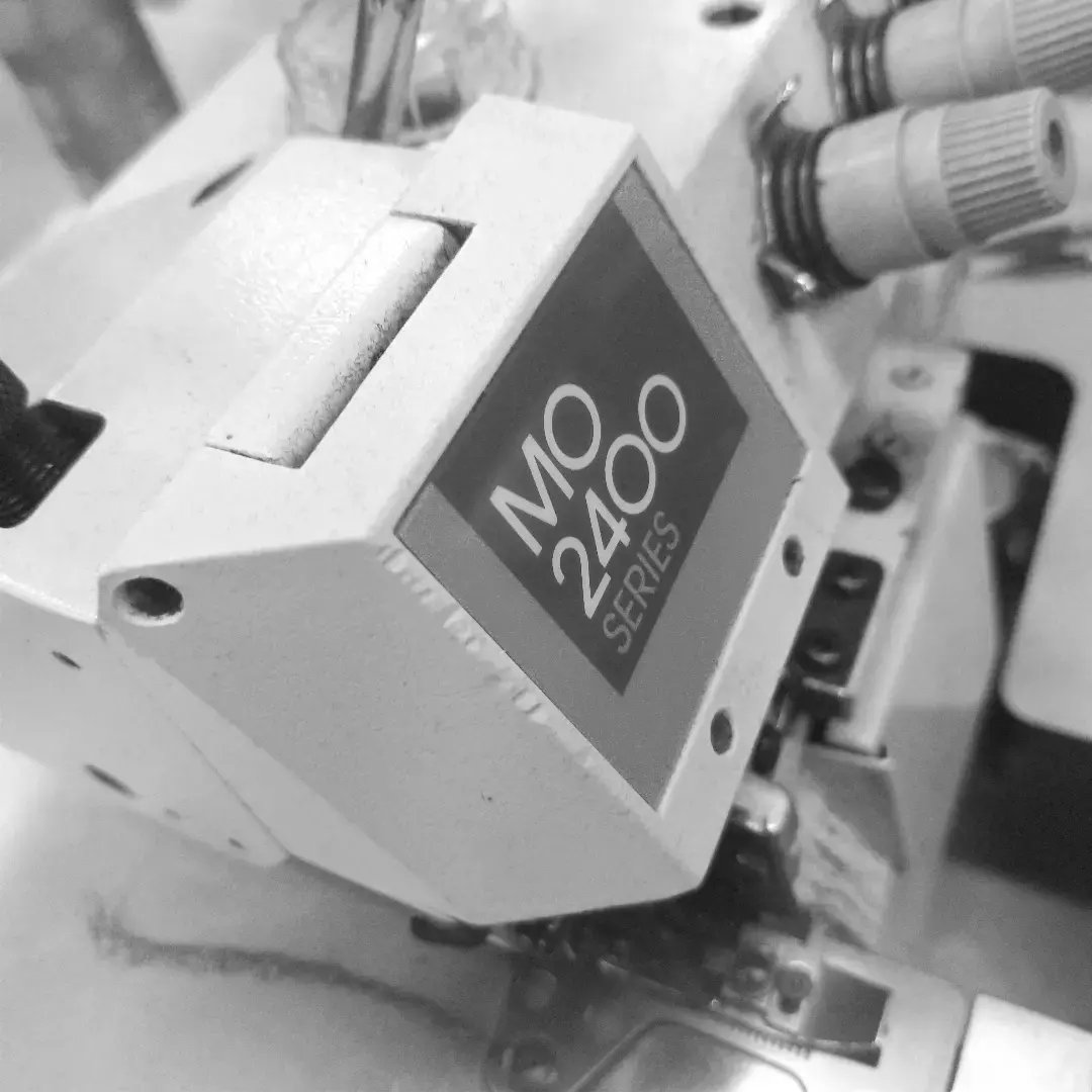 mishinyakonishi's tweet image. 【MO-2404N】工業用ロックミシン
#juki
部品の交換完了
微量な調整がポイント📷️
いつもありがとうございます

#jukisewingmachine #mishin #sewing #sewingmachine #machine #monochrome #ジューキ #ミシン #ロックミシン #ミシン屋 #工業用ミシン #モノクロ #モノクロ写真