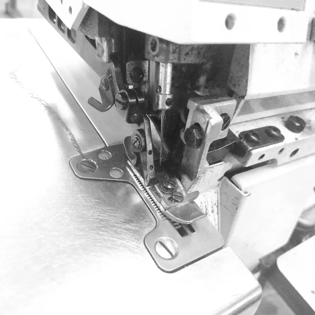 mishinyakonishi's tweet image. 【MO-2404N】工業用ロックミシン
#juki
部品の交換完了
微量な調整がポイント📷️
いつもありがとうございます

#jukisewingmachine #mishin #sewing #sewingmachine #machine #monochrome #ジューキ #ミシン #ロックミシン #ミシン屋 #工業用ミシン #モノクロ #モノクロ写真