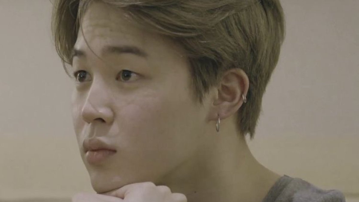 librafolders's tweet photo. barefaced jimin ♡ https://t.co/K19wWWDl5h