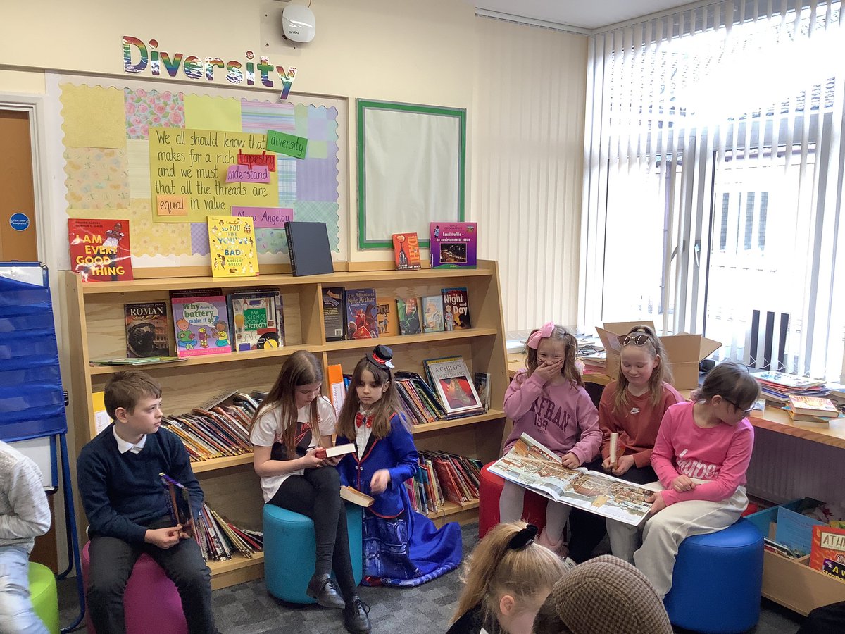 MrsCyear5's tweet photo. What better way to celebrate World Book Day than with a trip to the library? #welovebooks @StThomasBoston https://t.co/kPmIuY3xAI