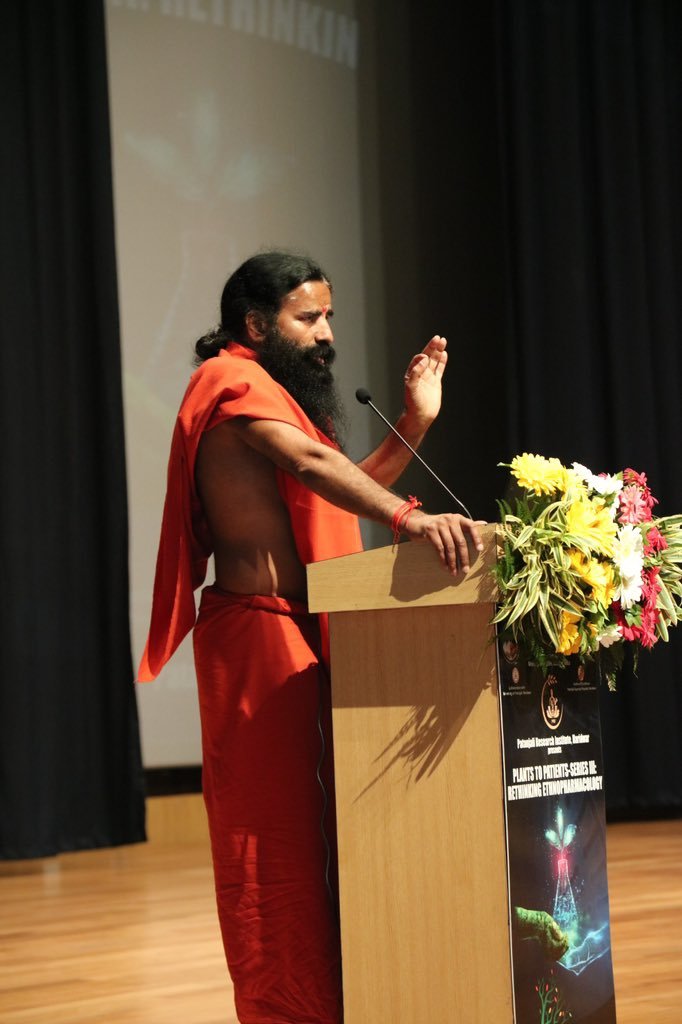 swadeshsw's tweet photo. प्रकृति ने किसी भी औषधि के साथ यदि दूसरे उसके पूरा घटक दिए हैं तो उसका कोई कारण होगा, किसी ड्रग में एक सिंगल कंपाउंड बहुत सबसे ज्यादा पाया जाता है उसके साथ में उसके कुछ सहयोगी कंपाउंड भी होते हैं।
-पूज्य
@yogrishiramdev
जी
#PRIConference
#plants2patients
@WHO
@CCRAS_MoAyush https://t.co/gmPtgyZuoM