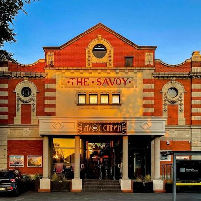 The Savoy Cinema looking lovely as always 😍 #onestockport #stockport #heatonmoor 

📷 @memoirsofamancunian