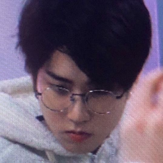 old han (@oldhanjisung) on Twitter photo 