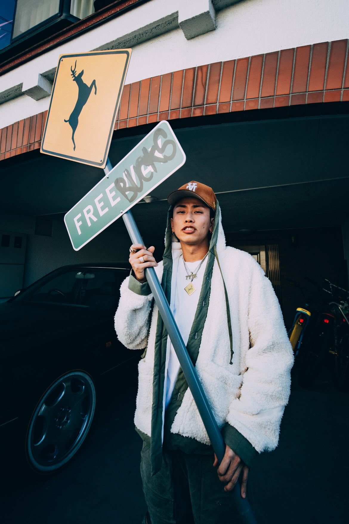 注目ショップ yellowbacks 飛び出し注意 イエローバックス ¥ellobacks