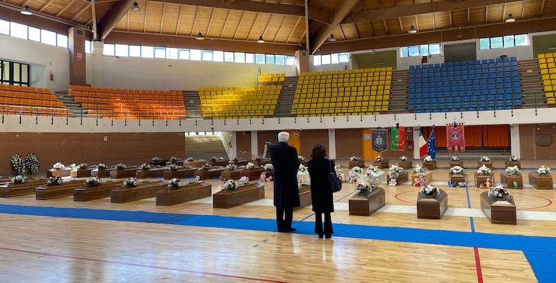 fcancellato's tweet image. “Mi chiamo Sergio #Mattarella e di mestiere faccio il supplente della dignità altrui”