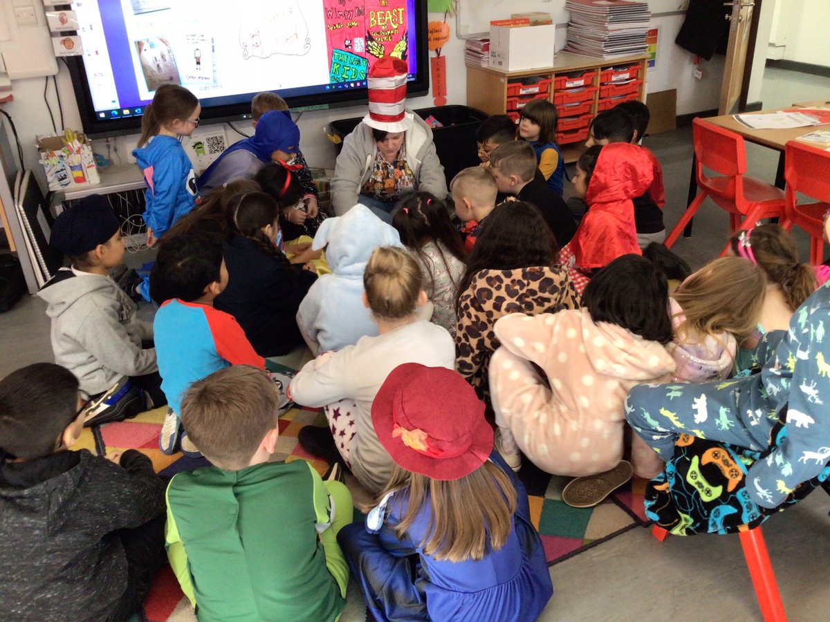 We have had the best start to World Book Day dressed up in cosy pyjamas or as our favourite book characters! We were also lucky enough to have @Amiee_KMPA read a story to us 😊📚 #WorldBookDay2023 @kestrelmead