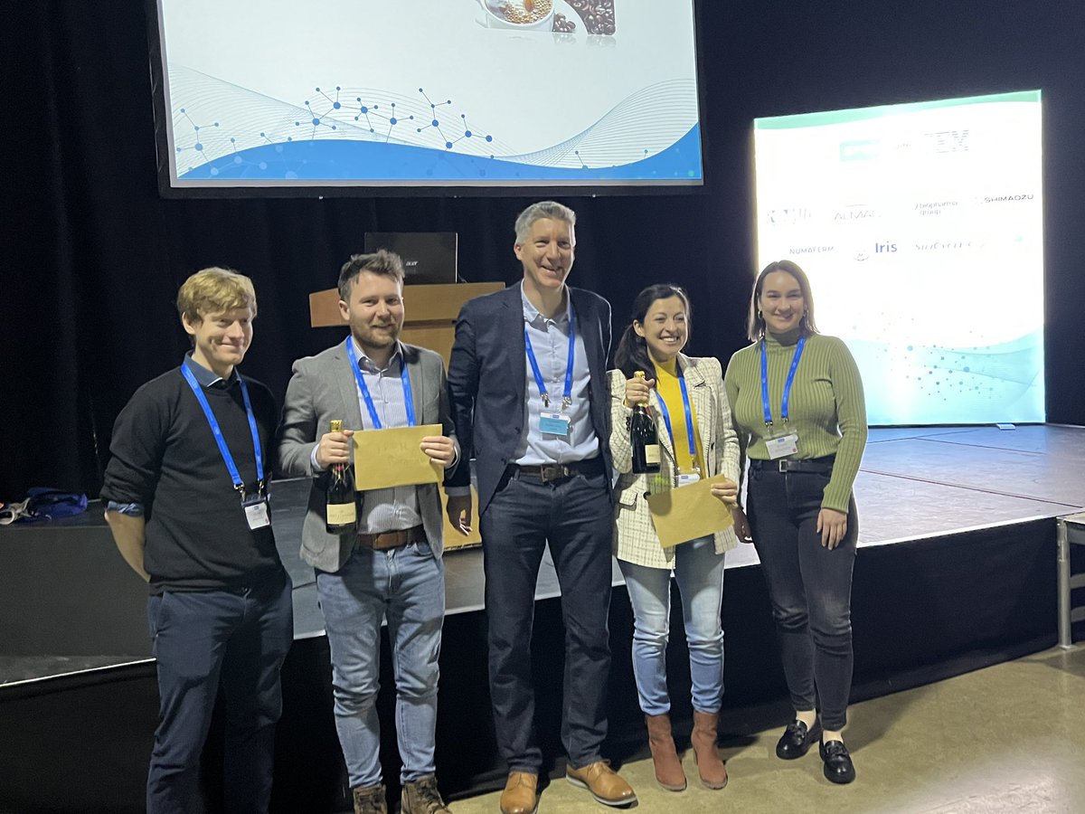 pariscoty's tweet photo. Great conference sharing peptide science at the @EUPeptideConf , topped  off at the end with getting myself a poster prize 🥳 🏆 big thanks to all the organisers! 

Also 2 out of 3 prizes went to our @CFWBecker lab! Great team work! 🙌🏼 https://t.co/SPNQvpNKWH