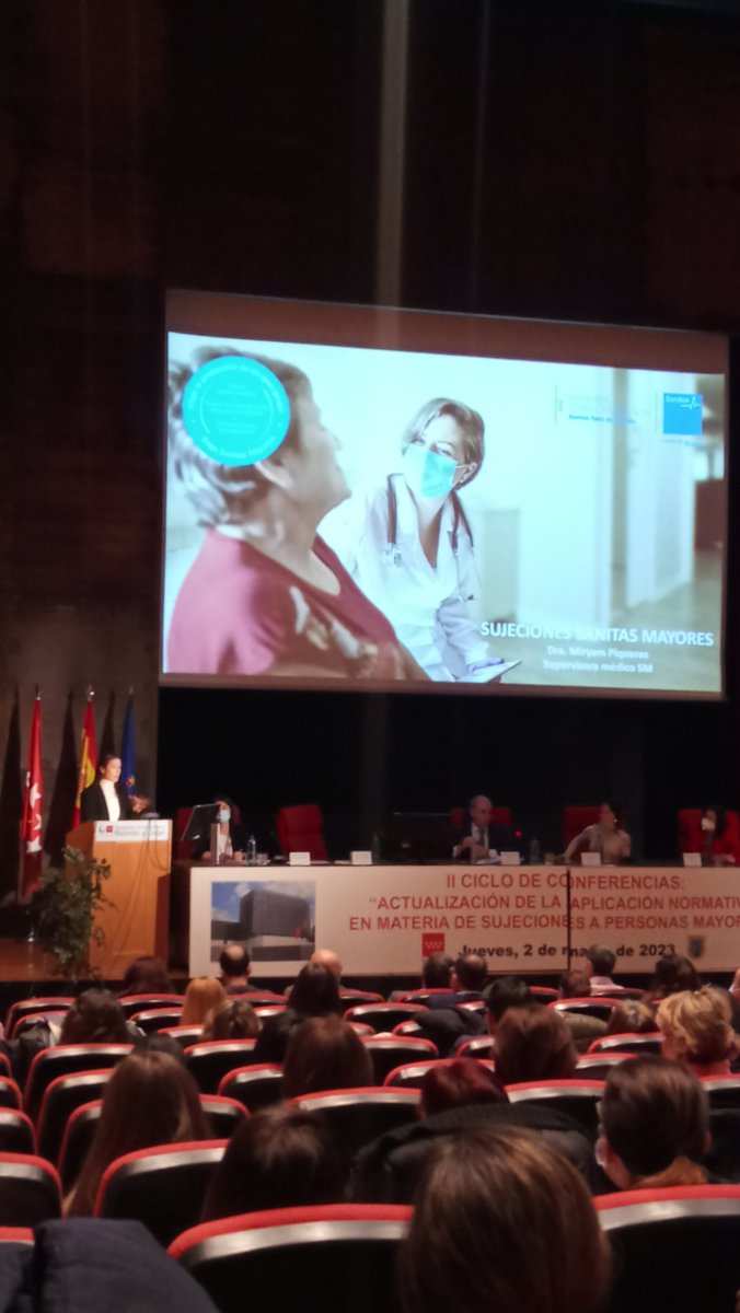 Orgullosa de escuchar a mi compañera la Dra. Piqueras de #SanitasMayores hablando sobre la  importancia de la prescripción
médica para la prevención de necesidades de sujeción, en el II ciclo de conferencias en el Ramón y Cajal. #somossanitas