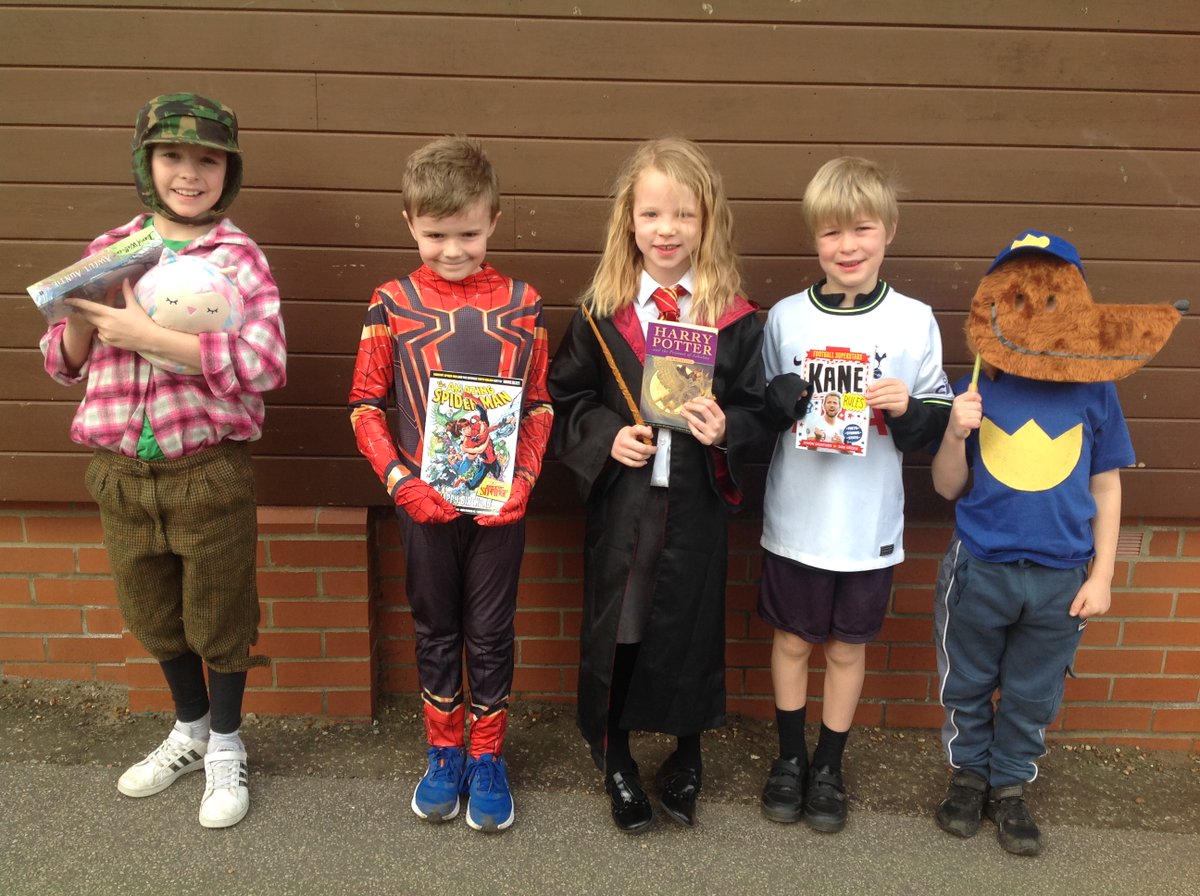 AlburghCE's tweet photo. World Book Day 2023 📚 @WorldBookDayUK #WorldBookDay #acornsclass #seedlingsclass #saplingsclass #oaksclass @StBenetsMAT https://t.co/psHdZJOWeS