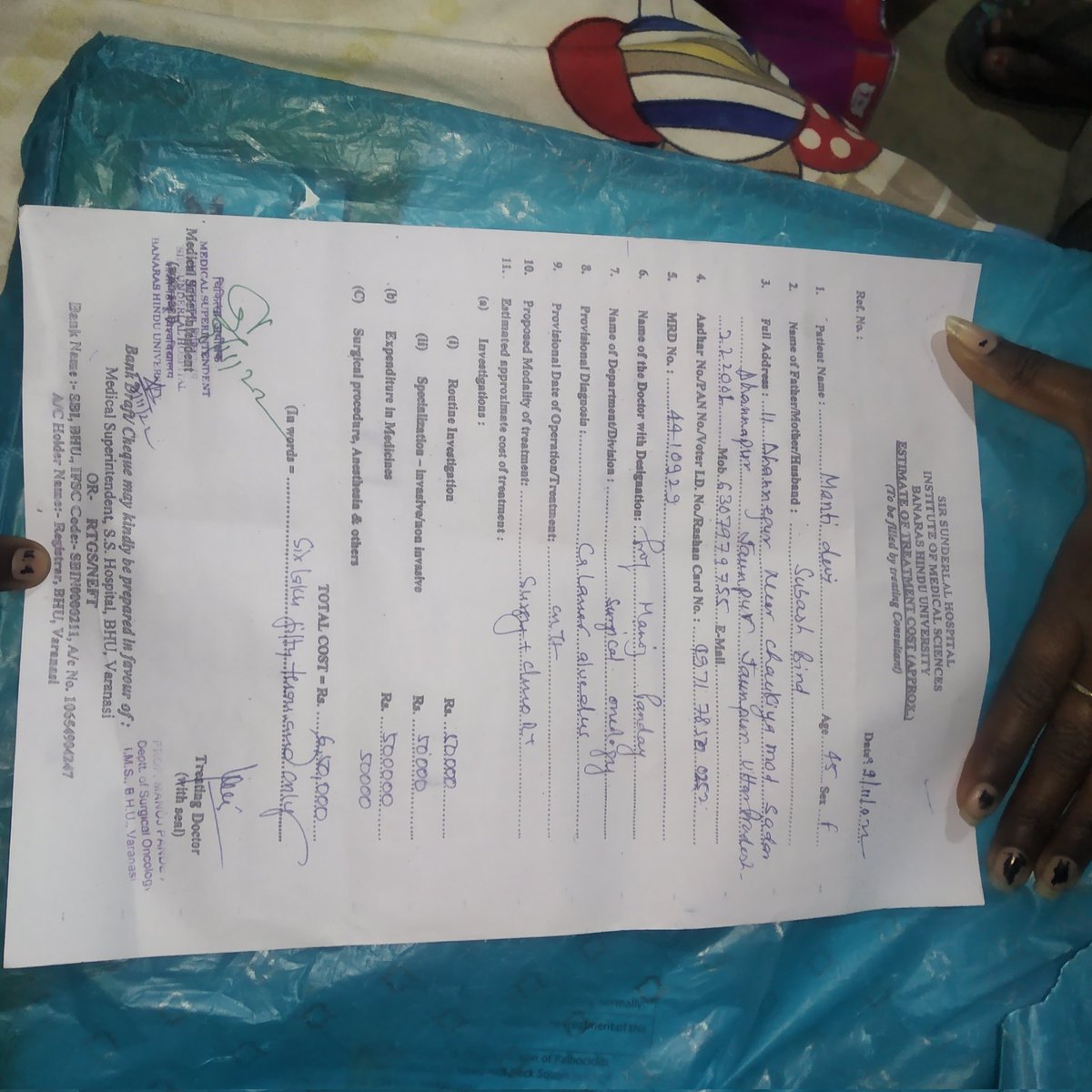 ravinaBind1's tweet photo. @MoHFW_INDIA 
Pls sir need that's money treatment for my mother 😢😢😢😢😢 https://t.co/XvMsnh1FOl