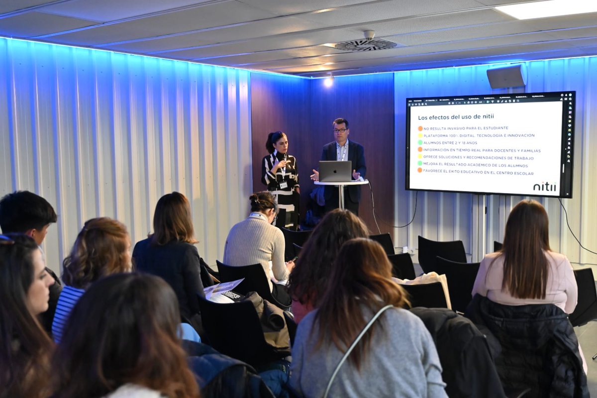 dideapp's tweet photo. ¡Estamos en @Llevate_elExito! Gracias a todos los que habéis asistido al taller impartido por Alberto Ramírez y Paola de la Cruz "nitii, la solución a la diversidad real. ¿Cómo funciona?".

Hemos tenido ocasión de mostrar el funcionamiento de nuestra app.

#LlévateelÉxito https://t.co/ttPvJOl9Y9