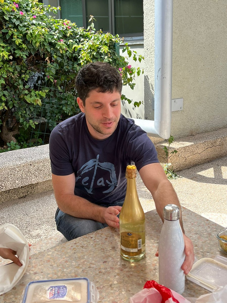 roi1avraham's tweet image. Congratulations Dr. Ori Heyman for a great thesis defense! What an impressive journey that was.

Thanks to all the committee members: @SorekLab, Ohad Gal-Mor, @ErezMills and Ron Diskin, and @LabAvraham for their support. #phdlife @WeizmannScience