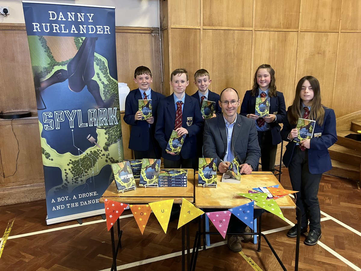 DannyRurlander's tweet photo. Spylark still flying high this #workdbookday @stbschool Barrow and @KirkbieKendal https://t.co/91SmvdDV0m