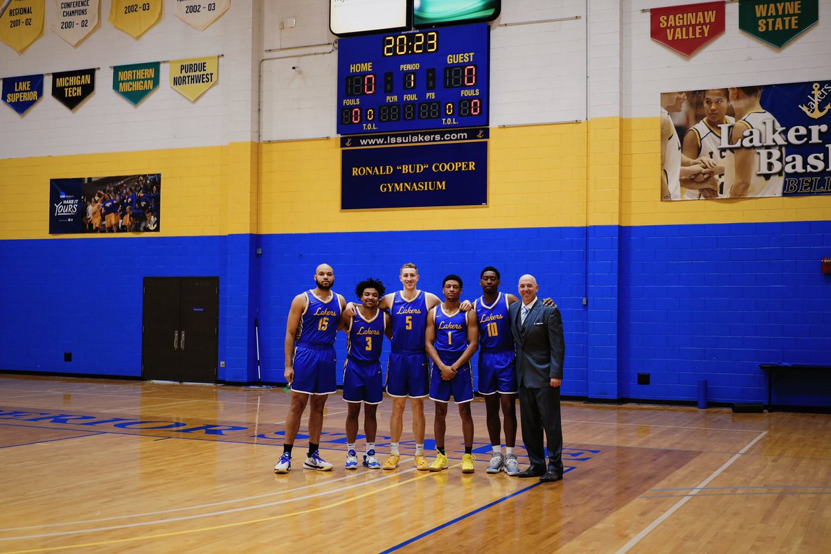 Enjoyed the Journey ✅

This 2022-2023 team was something special 🤞 We are incredibly proud of what we achieved this year and can’t wait to see what’s next!

#ETJ | #GoLakers