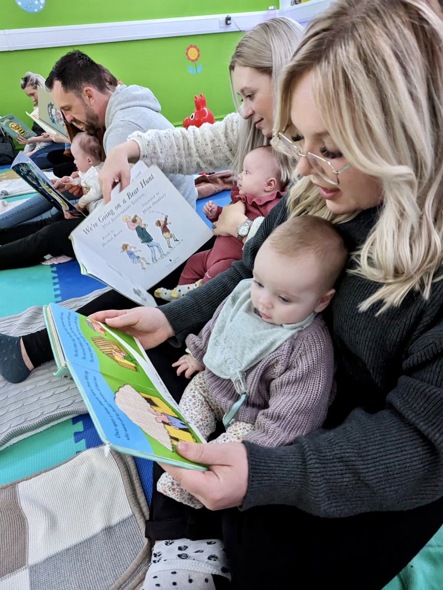 SallyHoyle26's tweet photo. Mollie loved her first #WorldBookDay! 📚❤️ #babysensory @lewishoyle1 https://t.co/t4TbKxrFzL