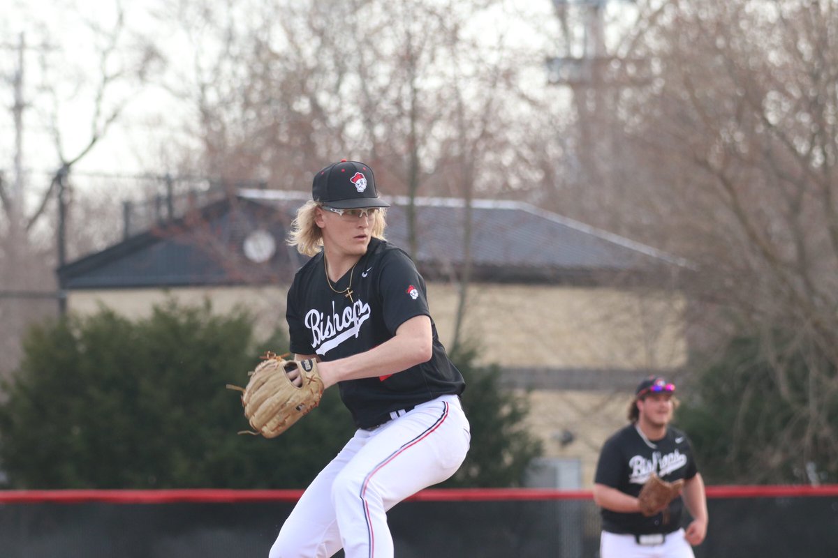OWU_Baseball's tweet image. Scenes from Opening Day #RollShops 

Monos - 5.1 IP, 7 K, 0 ER
Anthony - 1.0 IP, 3 K
Farley - 2B, 3 R, RBI
Brazytis - 2 RBI