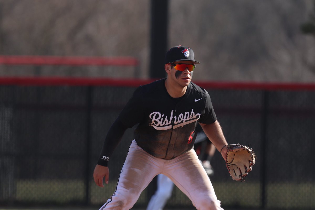 OWU_Baseball's tweet image. Scenes from Opening Day #RollShops 

Monos - 5.1 IP, 7 K, 0 ER
Anthony - 1.0 IP, 3 K
Farley - 2B, 3 R, RBI
Brazytis - 2 RBI