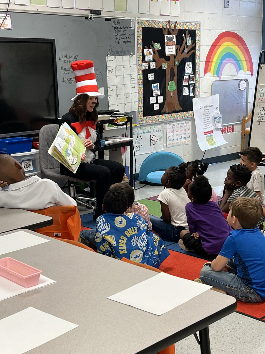 CES enjoyed their guest reader, Cat in the Hat. Thank you <a href="/AngieSRobinson/">Angela Robinson, Ph.D.</a> for reading to our kindergarten students today. <a href="/cburgelem/">ChildersburgElem</a> <a href="/TCBOE/">Talladega Co Schools</a> @BridgetRacibor2 <a href="/missfoster96/">Lindsey Foster</a> <a href="/kellie_tinnell/">Kellie Tinnell</a> #ReadAcrossAmerica2023