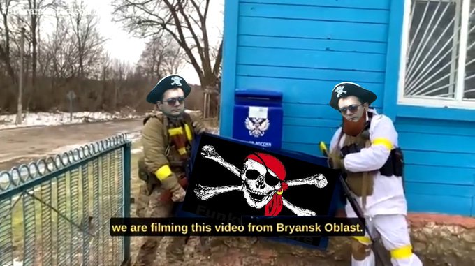 FqO2BDyWIAA28ke?format=jpg&name=small