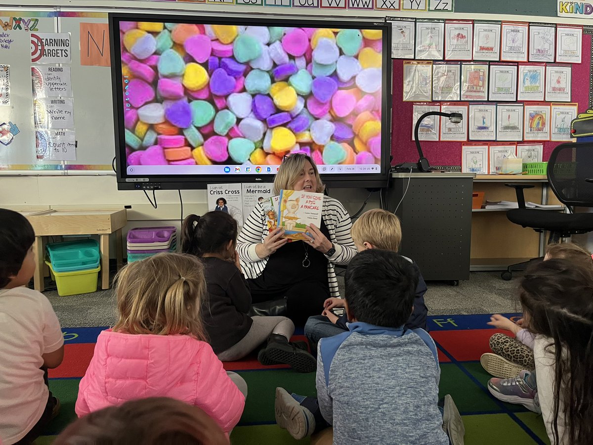 PVSDCamarillo's tweet photo. #ReadAcrossAmericaWeek 📚 Pleasant Valley School of Engineering & Arts TK students have been enjoying guest readers this week! Thank you to Dr. Ortega, Mrs. Bjordahl, Mrs. Maki, and Mrs. Mitchell! #PVproud
#Camarillo #PVSD https://t.co/hKyuit56OH