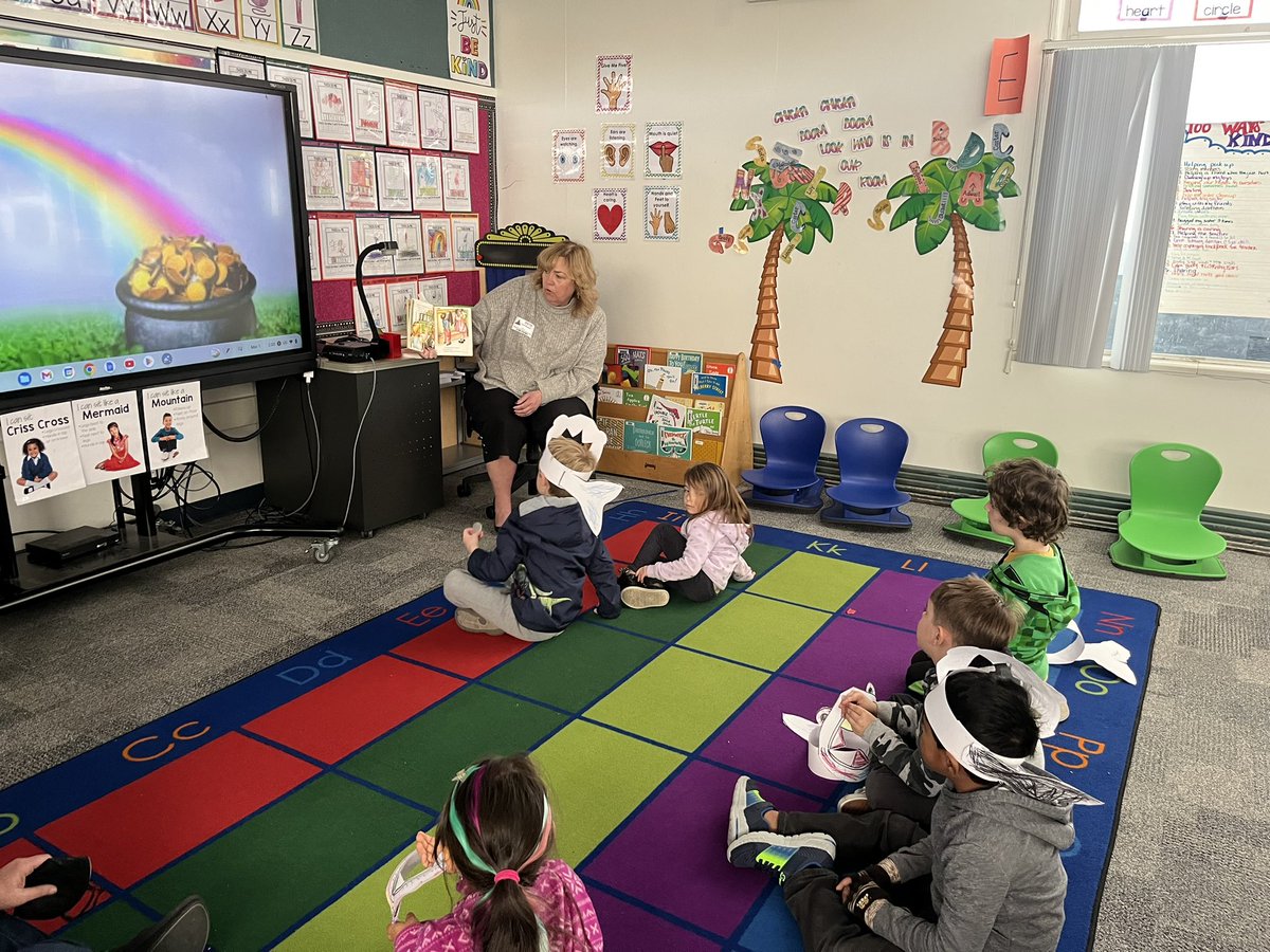 PVSDCamarillo's tweet photo. #ReadAcrossAmericaWeek 📚 Pleasant Valley School of Engineering & Arts TK students have been enjoying guest readers this week! Thank you to Dr. Ortega, Mrs. Bjordahl, Mrs. Maki, and Mrs. Mitchell! #PVproud
#Camarillo #PVSD https://t.co/hKyuit56OH