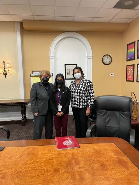 GSECEP's tweet photo. As part of our new Mental Health Awareness grant, @FordhamGSE  Associate Dean and @GSECEP  Director Anita Batisti and Grant Director Kathleen Walsh visited @SBHBronx. https://t.co/Ue53v4X1O7