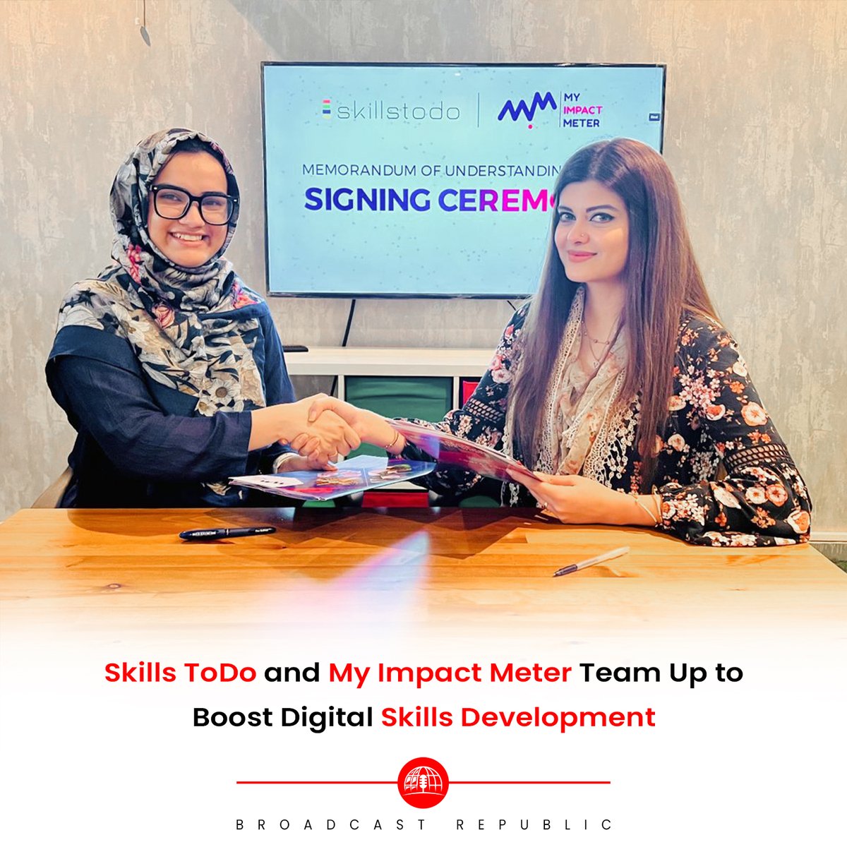 BcastRepublic's tweet photo. Skills ToDo has partnered with My Impact Meter to connect impactors and impact suppliers for digital and ICT skills development on a large scale.

#BroadcastRepublic #SkillsTodo #MyImpactMeter #partnership #MoU #SkillsGala #TalentHunt 
🌐 Read More: https://t.co/bySRUwdJ6C https://t.co/lD8lssN0ZG