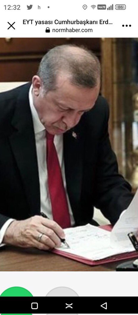 tetikci064's tweet photo. Meclisten bütun vekillerin evet oyu ile geçen eyt yasasının sizin imzanız ile resmiyet kazanmasını bekliyoruz

 sayın cumhurbaşkanım
@RTErdogan @Akparti @AKPartiTBMMGrup @fuatoktay  @ikalin1 @engelsizbestepe  @dijital 

#EYTAcilResmiGazeteye https://t.co/2P4YaACLTc