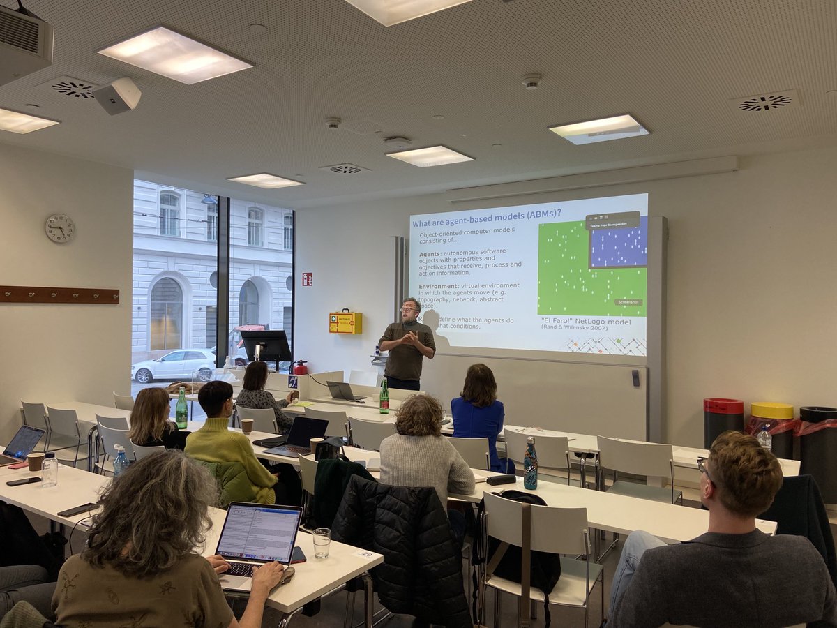 ySKILLS_eu's tweet photo. ⁦⁦@boomgaardenhg⁩ presents how we can use Agent Based Models in our ⁦@ySKILLS_eu⁩ project. #H2020 ⁦@univienna⁩ ⁦@CompCommLab⁩ https://t.co/QSvo5O2ELD