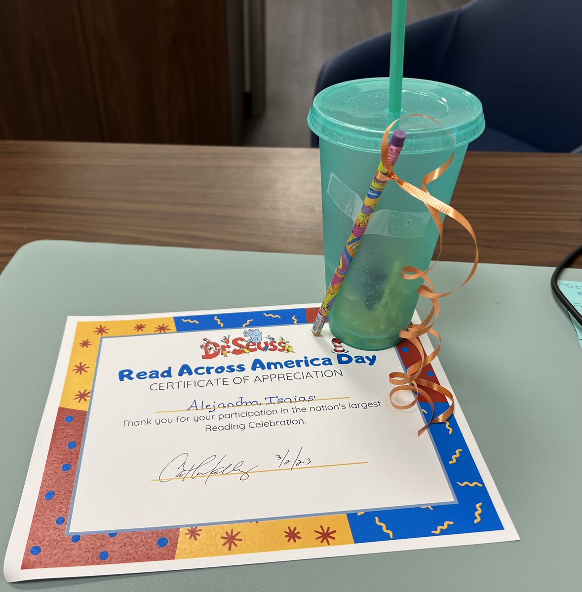 mrslibrarybooks's tweet photo. Loved spending part of my morning with K &amp; 1st grade #MTEMustangs reading José el Chévere by @ericlitwinbooks &amp; @tlichtenheld for #ReadAcrossRichardsonISD on #ReadAcrossAmerica day! Thank you for inviting me @ckelly719! #librariesinRISD @LIBRARIESinRISD https://t.co/OM6BZDCB3J