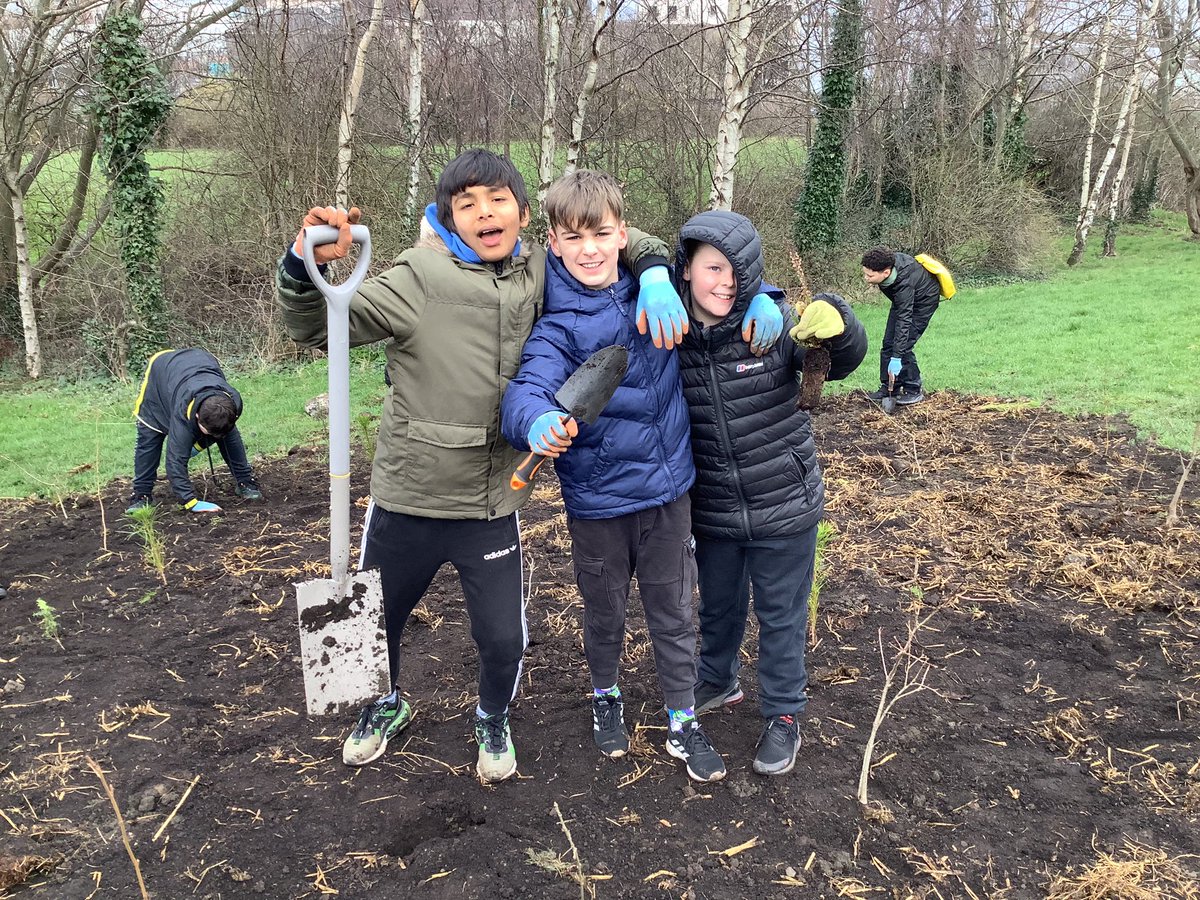 GrantonPS's tweet photo. If you visit Granton Crescent Park please stay off the #WeeForest. It needs our love and care to flourish. We hope it will bring new wildlife to our local area and that classes can return to learn in/around the forest for years to come. Thanks @greenspacetrust & @Earthwatch_Eur https://t.co/b0JuoWZ8RT