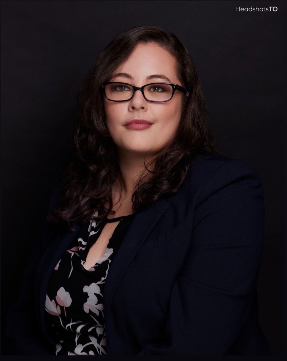 Headshots_TO's tweet photo. Great clients from all types of fields (creative, tech, law, communications, etc) rely on pro photos for their site, social media, & more!
Book your session today! ๐ท๐ธโ๏ธ
#HeadshotsTO // https://t.co/ic74wQPXdD
#torontoheadshots #torontorealestate #torontofintech #torontolaw https://t.co/drwmGMvr4q