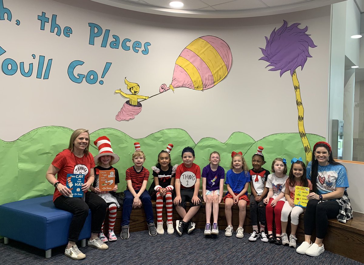LauraAnnZapata1's tweet photo. Read Across America Day and Dr. Seuss’ Birthday 📚❤️📚❤️ “The more that you read, the more things you will know.  The more that you learn, the more places you will go.”  -Dr. Seuss 
@WISDLagway https://t.co/I0MrIYucd7