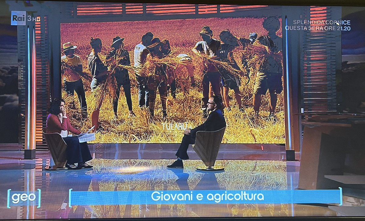Terra_aps's tweet photo. Oggi a GEO con @FabioCiconte abbiamo parlato dei giovani che mancano in #agricoltura e raccontato la nostra #ScuoladellaTerra -Emilio Sereni che chiude le iscrizioni il 5 marzo! Ci sono ancora pochi posti per chi vive a #Roma!
Info qui 👉https://t.co/cPn7jzJT8g https://t.co/lPQA5gSaGO