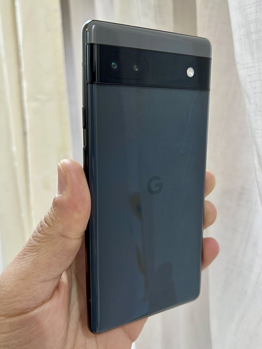 smartechdaily's tweet image. وداعًا جهاز #OnePlus8 مرحبًا جهاز #Pixel6a
أعتقد هذا الجهاز هو أرخص جهاز يقدم لك تجربة Android خام محترمة، كاميرا ممتازة، تحديثات دورية مع آخر المميزات الحصرية من جوجل، وكل هذا مع حجم جهاز جميل جدًا للاستخدام اليومي.