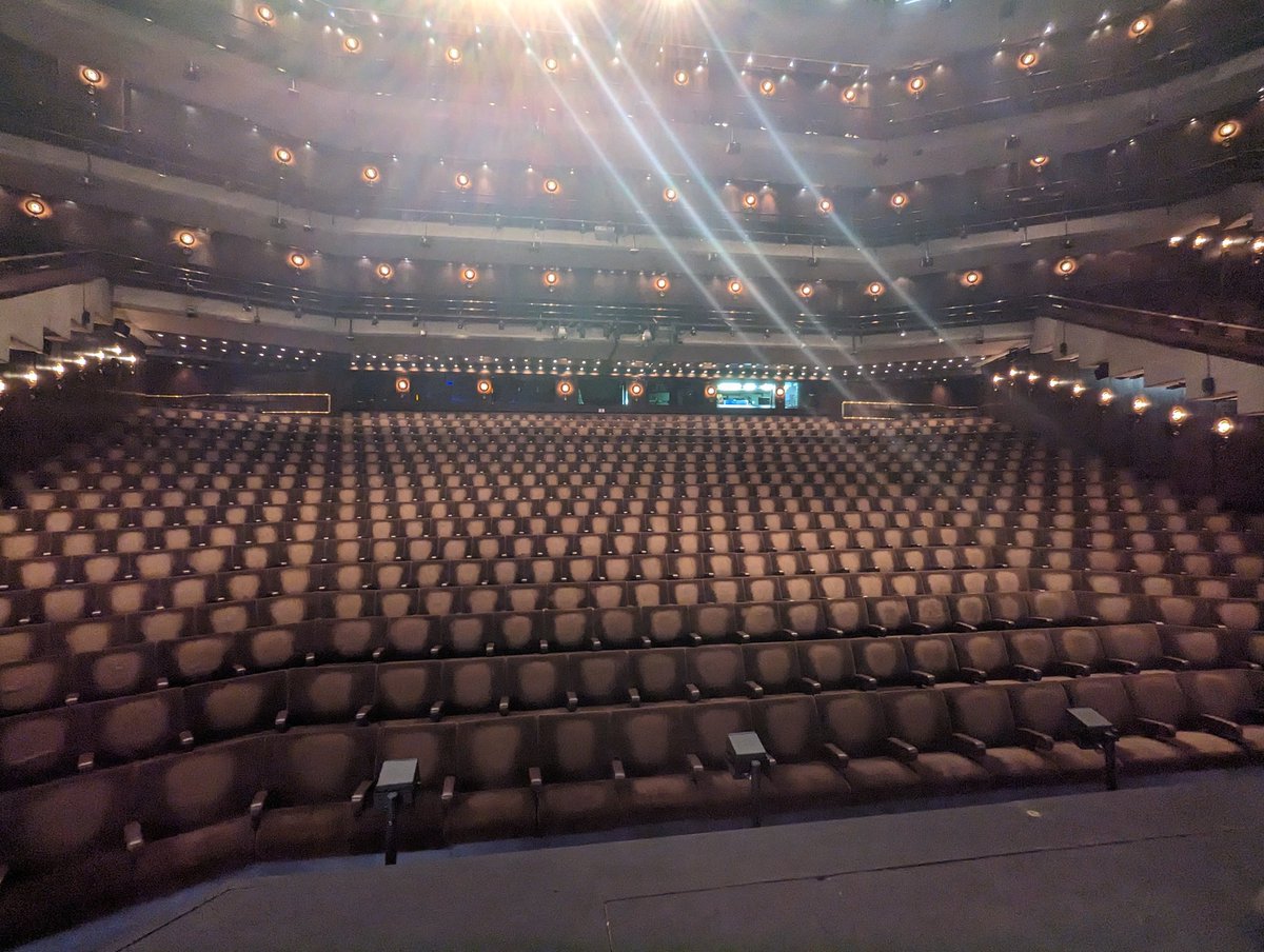 Venue checks done ✔️
This BEAUTIFUL theatre will be full of 400+ brilliant women tomorrow!
#WTSFest London 2023, let's do this!