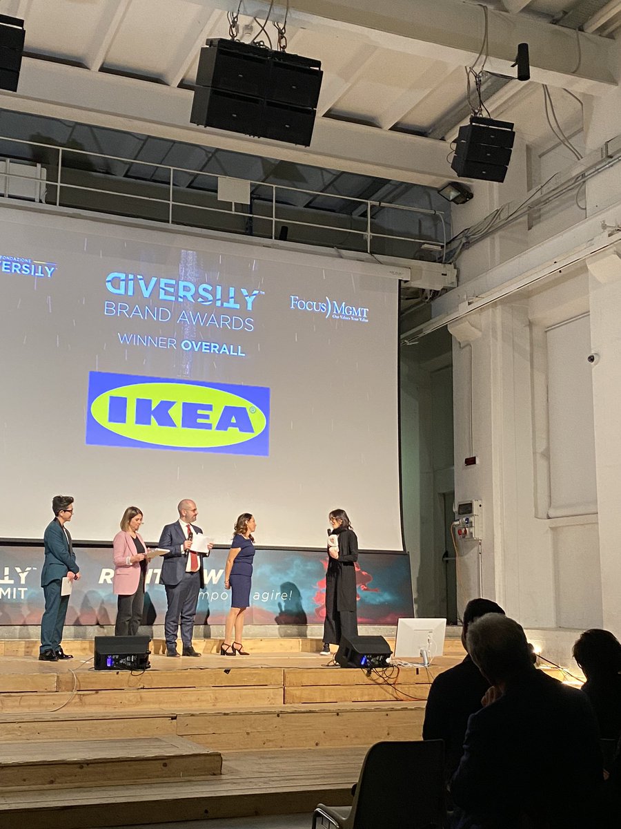 . @IKEAITALIA vince il Diversity Brand Award per la categoria Overall. Congratulazioni
#DBS2023 #RIGHTNOW @diversitylab