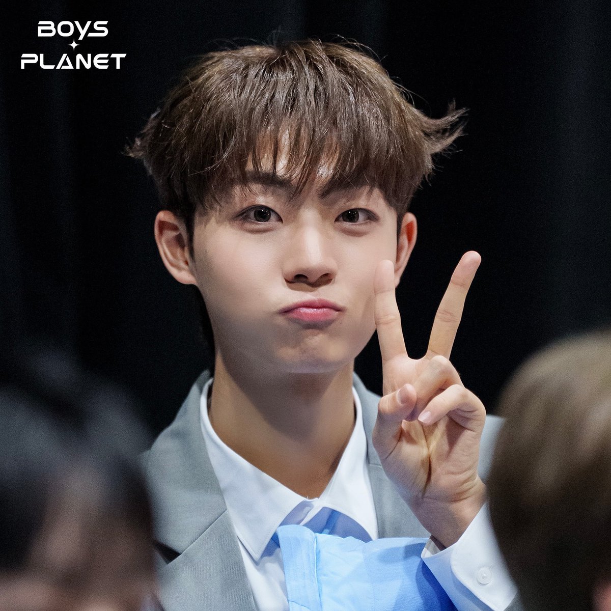 hojin_pics's tweet photo. Welcome to the 1st international Hojin letter box🤍

I'm going to send a letter to him and I thought that adding more letters of other fans will be a great idea!

Here you have a form where you can write anything you want to tell him📩

https://t.co/mhWvSg9nWY

#JUNGHOJIN #HOJIN https://t.co/NMXvGxTzwU
