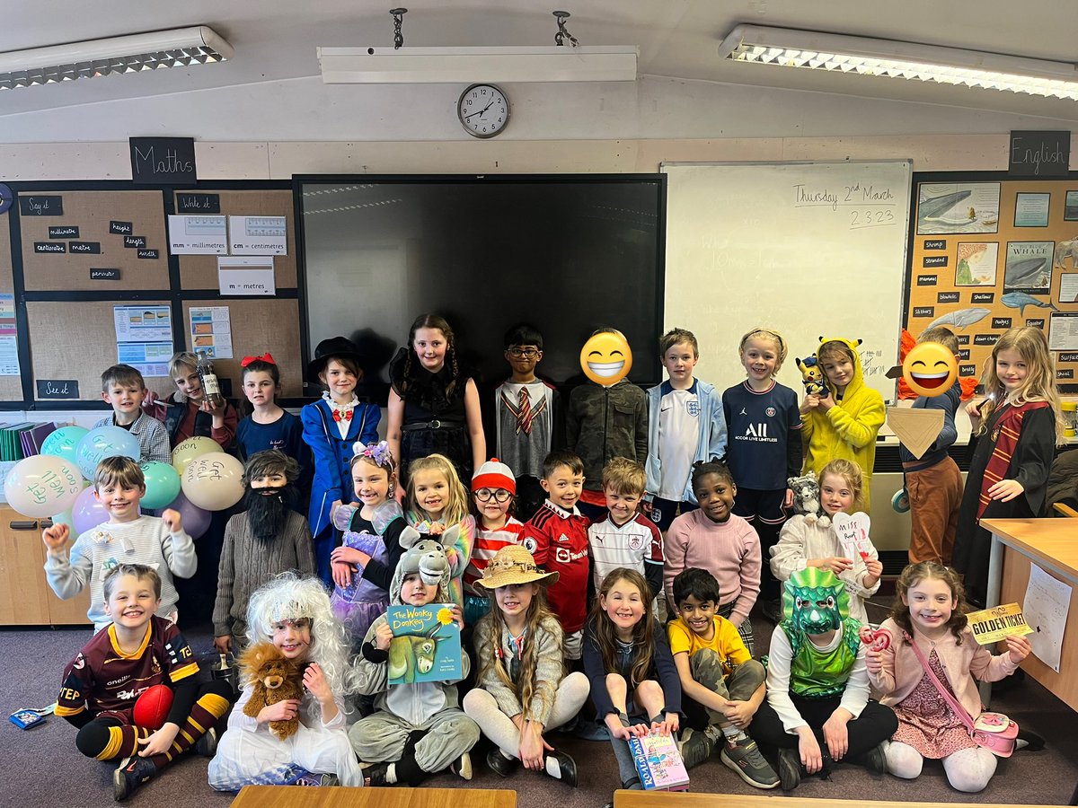 StrettonStMatts's tweet photo. Year 3 made a great effort for #WorldBookDay2023 - well done everyone! 👍📚🤩 #SSM #SSMYear3 #SSMreading https://t.co/wubLqJSe5L