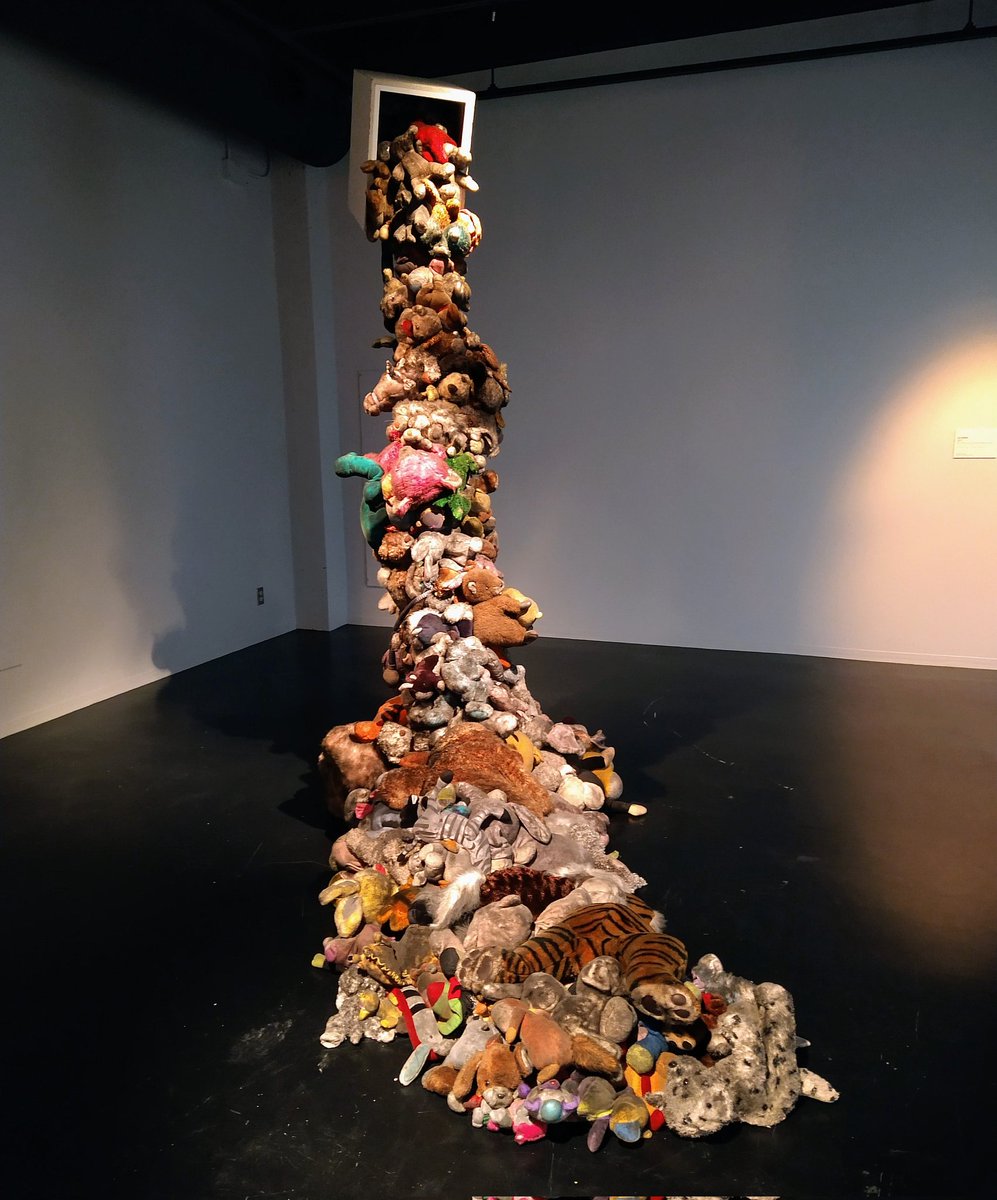 DLVisionMode's tweet image. Lancement média de l&apos;exposition apprivoiser nos bestiaires, Le jardin d&apos;hiver à l&apos;Espace 400e @commjulie #manifdart #quebec #art