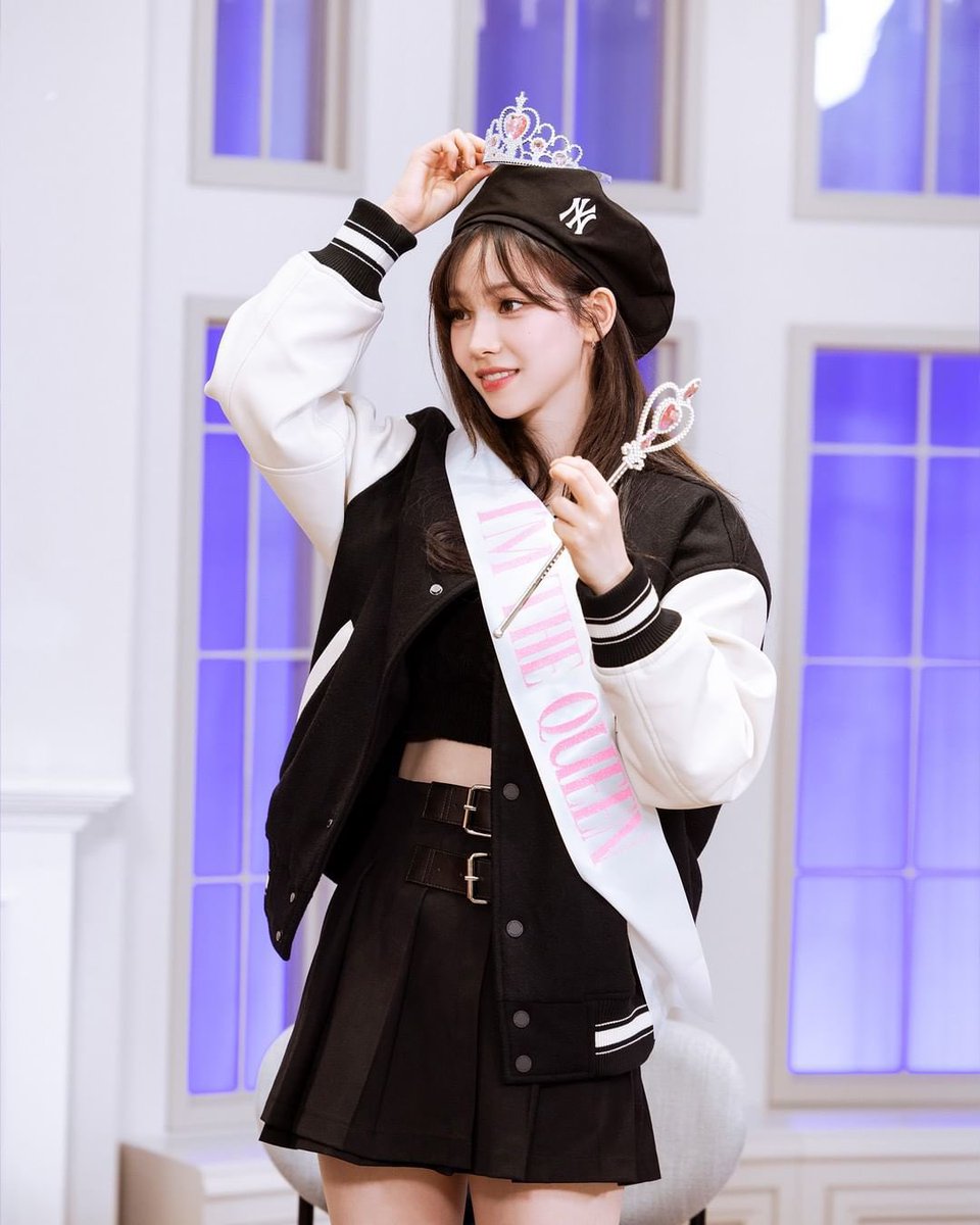 M4LIGNANT's tweet photo. ᅠ

        # yuno :  i’m the queen.

ᅠ https://t.co/E4T1kqjV4x