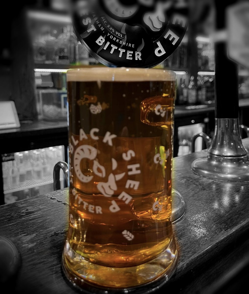 'Ow much?' Black Sheep Bitter for £3.50 per pint....that'll do! #perfectpint #guestale #yorkshiredales #realale #CAMRA